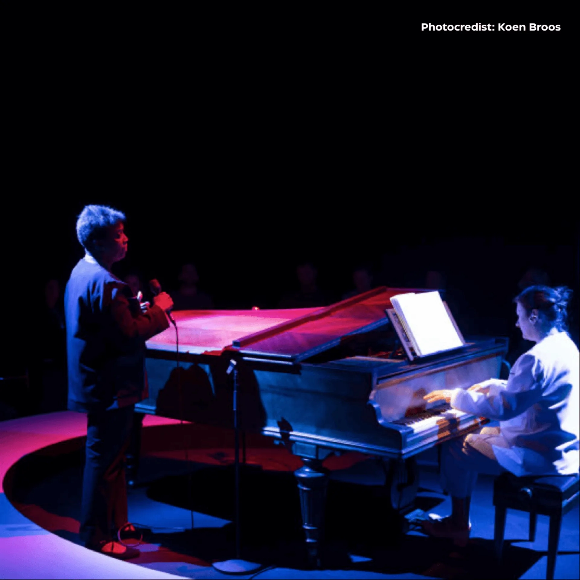 Singer Claren McFadon with a pianist on stage