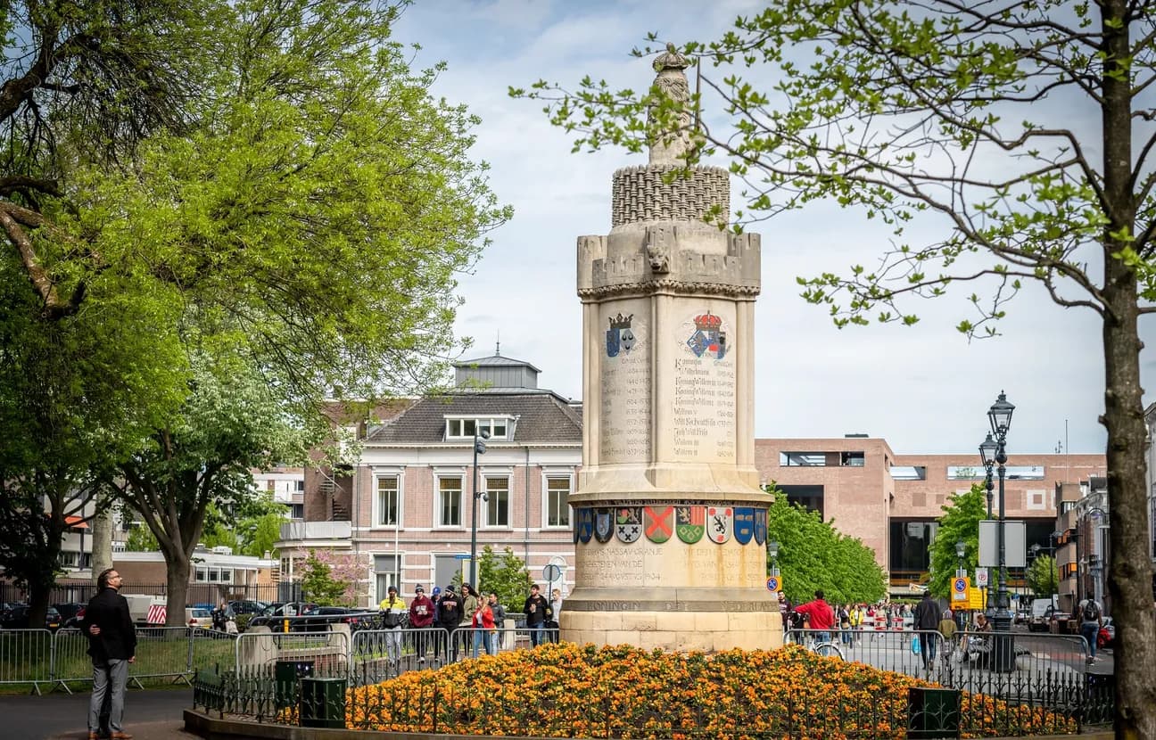 Going for a walk and bike ride through Bavel - Explore Breda